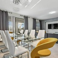 2901 Amazing 8BD Cinema and Game Room