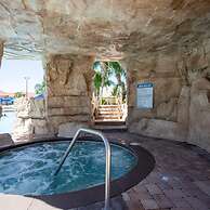 8950 Amazing 5BD Home With Pool