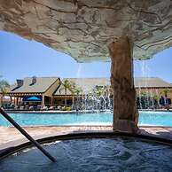 8950 Amazing 5BD Home With Pool