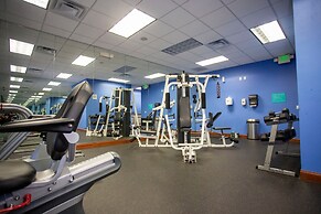 8950 Amazing 5BD Home With Pool