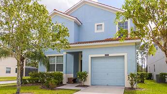 8950 Amazing 5BD Home With Pool