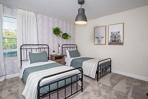 4577 Stunning 7BD Home