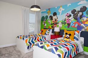 4577 Stunning 7BD Home