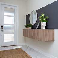 4577 Stunning 7BD Home