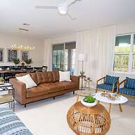 4577 Stunning 7BD Home