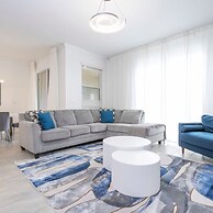 2941 Modern 4BD at Storey Lake