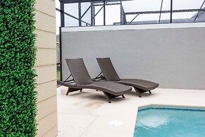 2681 Stunning 4BD Home Perfect For Your Family