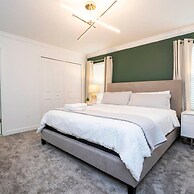 2681 Stunning 4BD Home Perfect For Your Family