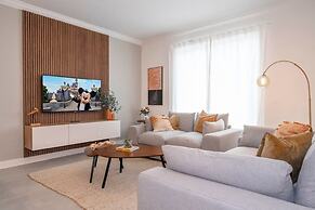 2681 Stunning 4BD Home Perfect For Your Family