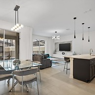 2464 Awesome 4BD Townhouse Located at Storey Lake