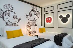 3961 Luxury 7BD Home