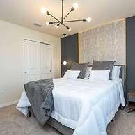 3961 Luxury 7BD Home