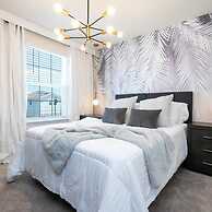 4458 Spacious 7BR Near Disney World