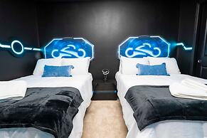 4458 Spacious 7BR Near Disney World