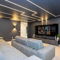 4458 Spacious 7BR Near Disney World