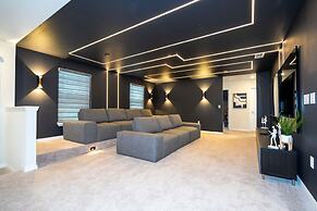 4458 Spacious 7BR Near Disney World