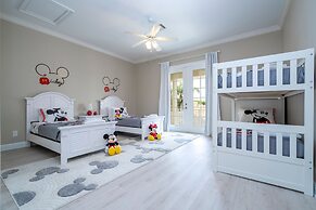 7516 Luxury Home 5BD Perfect for Your Family