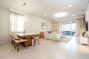 4015 Spacious 7BR Near Disney World