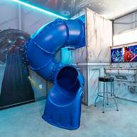 6163 Fantastic Home With 12bd