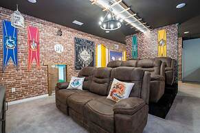 6163 Fantastic Home With 12bd