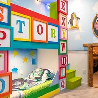 6163 Fantastic Home With 12bd