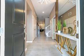 6163 Fantastic Home With 12bd