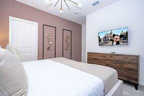 6163 Fantastic Home With 12bd