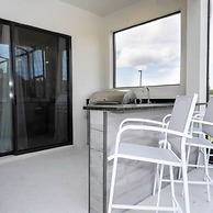 6163 Fantastic Home With 12bd