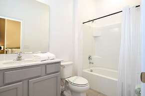 6163 Fantastic Home With 12bd