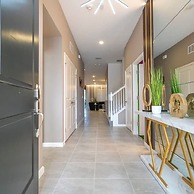 6163 Fantastic Home With 12bd