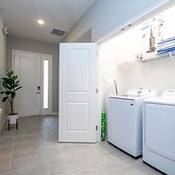 6152 Fantastic Spacious Home for Your Family