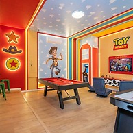 6152 Fantastic Spacious Home for Your Family