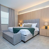 6152 Fantastic Spacious Home for Your Family