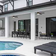 6152 Fantastic Spacious Home for Your Family