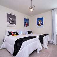 4466 Create Memories in This Cozy 7BR Home With Loved Ones