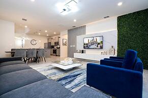 4466 Create Memories in This Cozy 7BR Home With Loved Ones