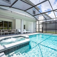 4466 Create Memories in This Cozy 7BR Home With Loved Ones