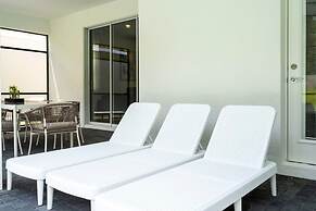 4466 Create Memories in This Cozy 7BR Home With Loved Ones