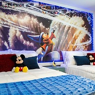 4466 Create Memories in This Cozy 7BR Home With Loved Ones