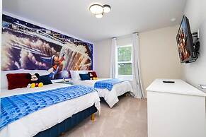 4466 Create Memories in This Cozy 7BR Home With Loved Ones