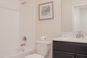 831 Luxurious 5bd and 5bt Perfect for Your Family