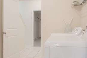 831 Luxurious 5bd and 5bt Perfect for Your Family