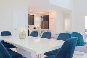 831 Luxurious 5bd and 5bt Perfect for Your Family