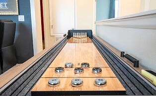 831 Luxurious 5bd and 5bt Perfect for Your Family