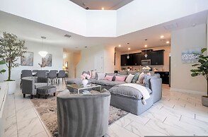 831 Luxurious 5bd and 5bt Perfect for Your Family