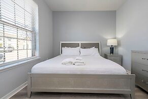 2405 Amazing 5BD Townhome for Your Vacation