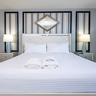 2405 Amazing 5BD Townhome for Your Vacation