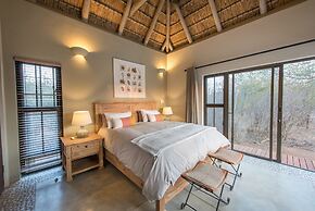 Villa Amanzi Exclusive Bush Living in a Luxury South African Villa