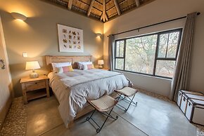Villa Amanzi Exclusive Bush Living in a Luxury South African Villa