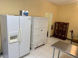 S3 BP Steps to Beach Car Value Service